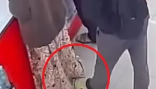 Modus Upskirting Pakai Sandal Modifikasi Gegerkan Bintaro, Korban Ungkap Kronologi