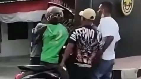 Viral Ojol Dicegat dan Diduga Dicekik Debt Collector di Depan Markas TNI